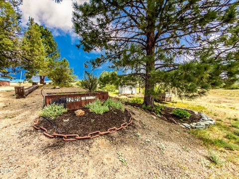 Tiny photo for 22929 Rivercrest Drive, Chiloquin, OR 97624 (MLS # 220224821)