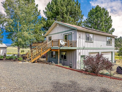 Tiny photo for 22929 Rivercrest Drive, Chiloquin, OR 97624 (MLS # 220224821)