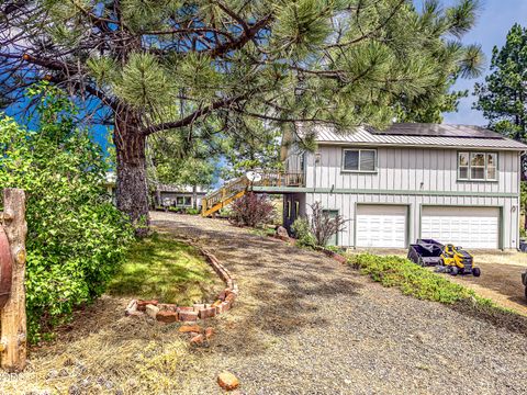 Tiny photo for 22929 Rivercrest Drive, Chiloquin, OR 97624 (MLS # 220224821)
