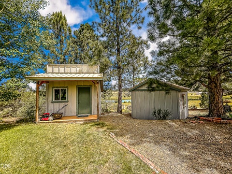 Tiny photo for 22929 Rivercrest Drive, Chiloquin, OR 97624 (MLS # 220224821)