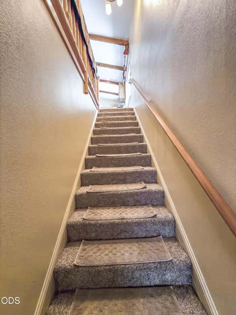 Tiny photo for 22929 Rivercrest Drive, Chiloquin, OR 97624 (MLS # 220224821)