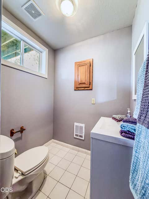 Tiny photo for 22929 Rivercrest Drive, Chiloquin, OR 97624 (MLS # 220224821)