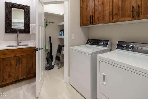 Tiny photo for 1385 Spring Ridge Court, Redmond, OR 97756 (MLS # 220226676)
