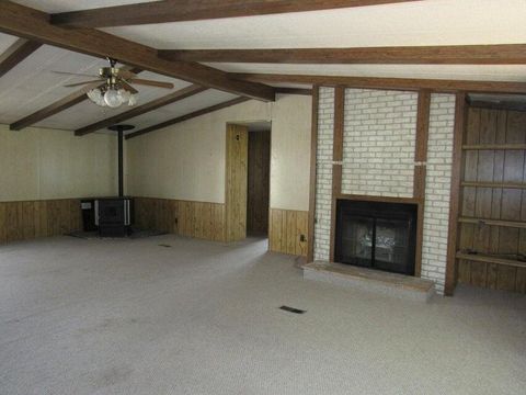 Tiny photo for 31410 Union Street, Bonanza, OR 97623 (MLS # 220211692)