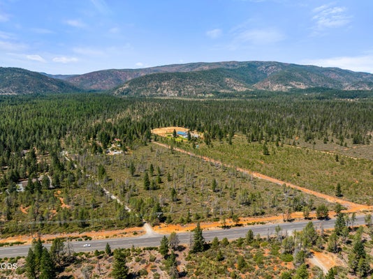 32142 REDWOOD HWY, O BRIEN, OR 97534 - Image 39ebf79bcfe6143e64ec865df8899cda/657185472