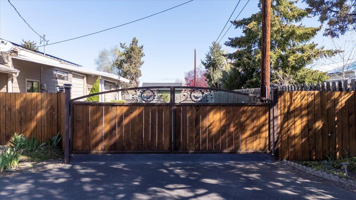 Rimrock Acres - Residential