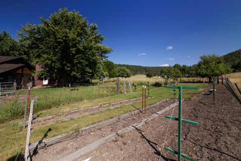 Tiny photo for 59926 Comstock Road, Cove, OR 97824 (MLS # 220209705)