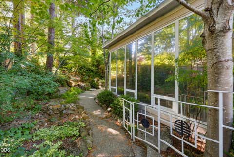 Tiny photo for 1119 NW Morgan Lane, Grants Pass, OR 97526 (MLS # 220223677)