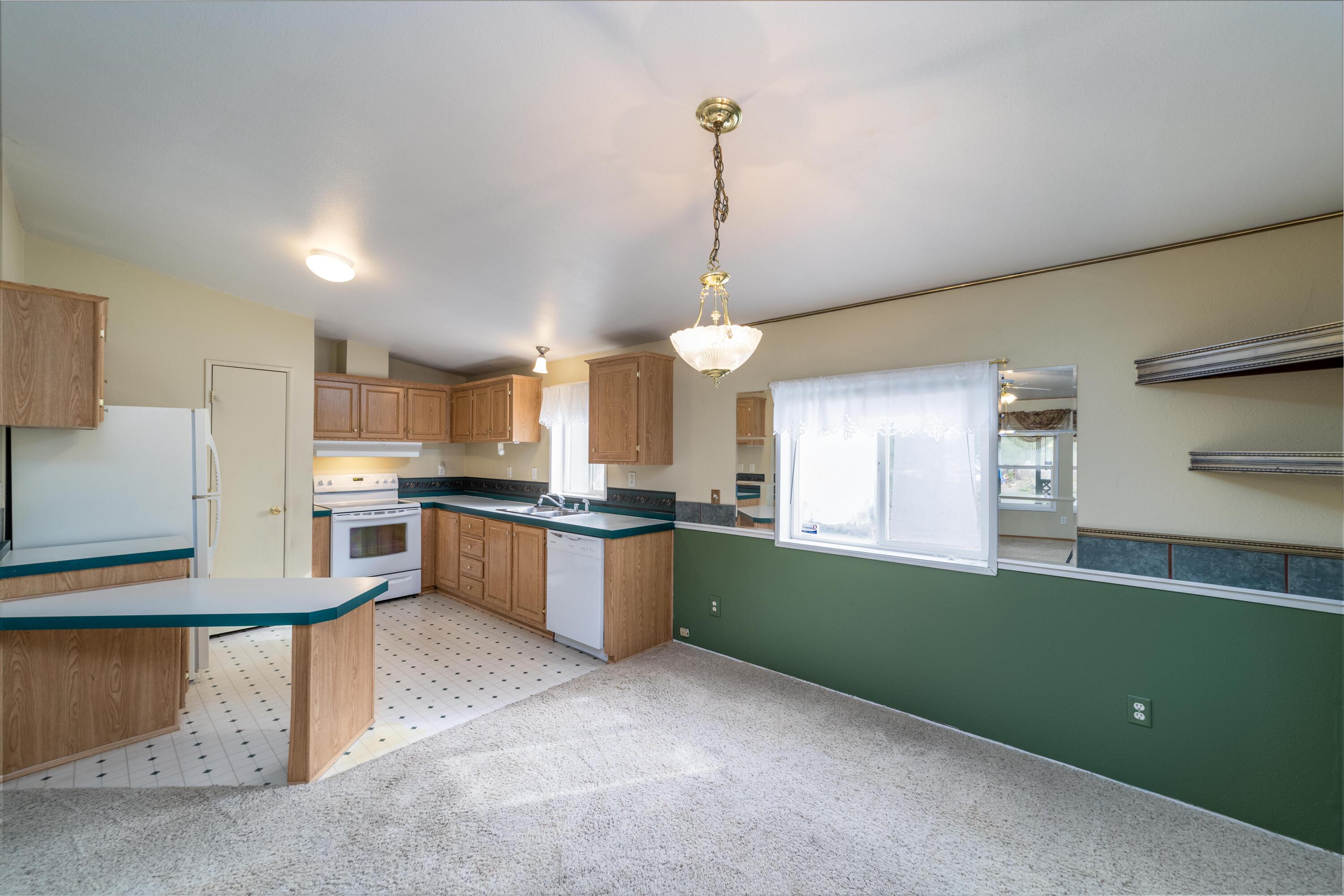 Romaine Village - Residential