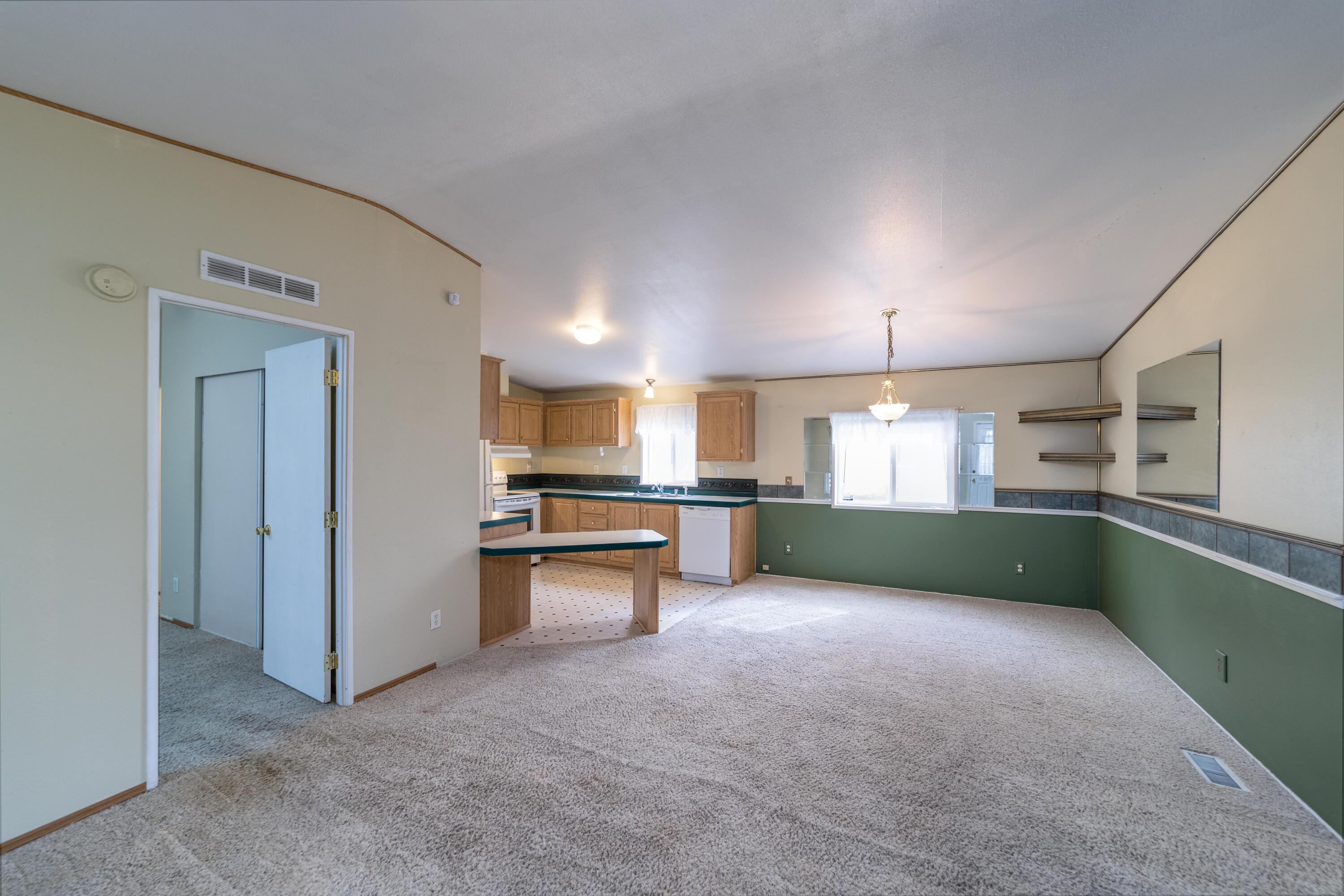 Romaine Village - Residential