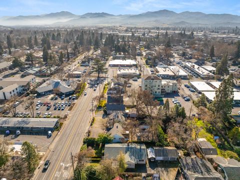 Tiny photo for 27 Crater Lake Avenue, Medford, OR 97504 (MLS # 220215061)