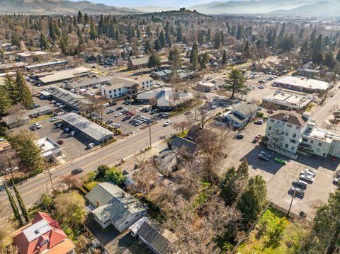 Tiny photo for 27 Crater Lake Avenue, Medford, OR 97504 (MLS # 220215061)