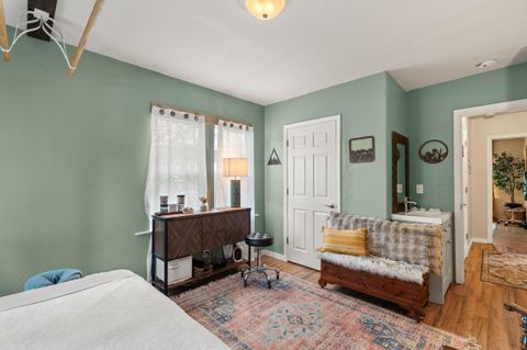 Tiny photo for 27 Crater Lake Avenue, Medford, OR 97504 (MLS # 220215061)