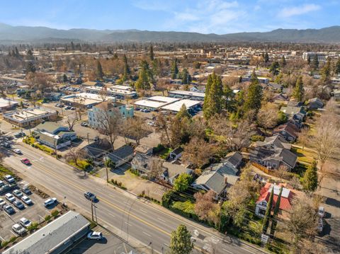 Tiny photo for 27 Crater Lake Avenue, Medford, OR 97504 (MLS # 220215061)