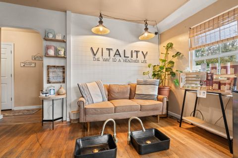 Tiny photo for 27 Crater Lake Avenue, Medford, OR 97504 (MLS # 220215061)