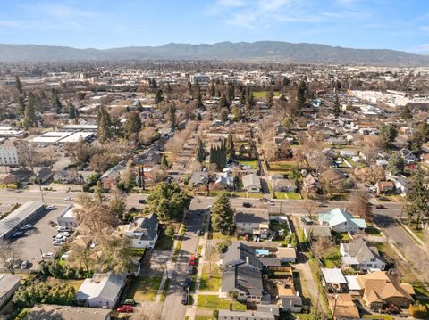 Tiny photo for 27 Crater Lake Avenue, Medford, OR 97504 (MLS # 220215061)