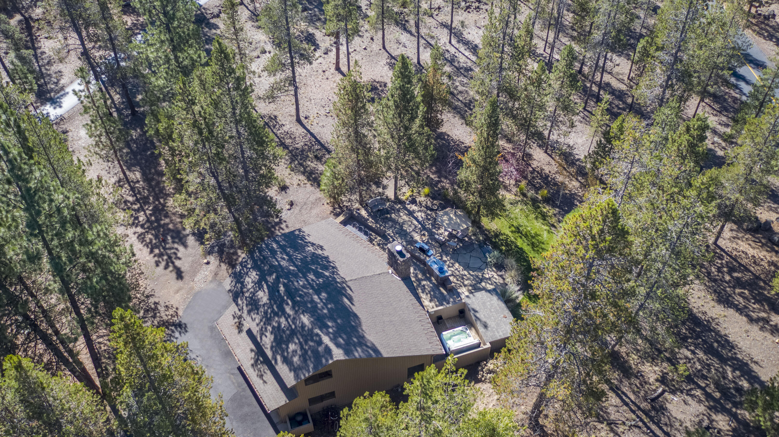 17905 Rhododendron Lane