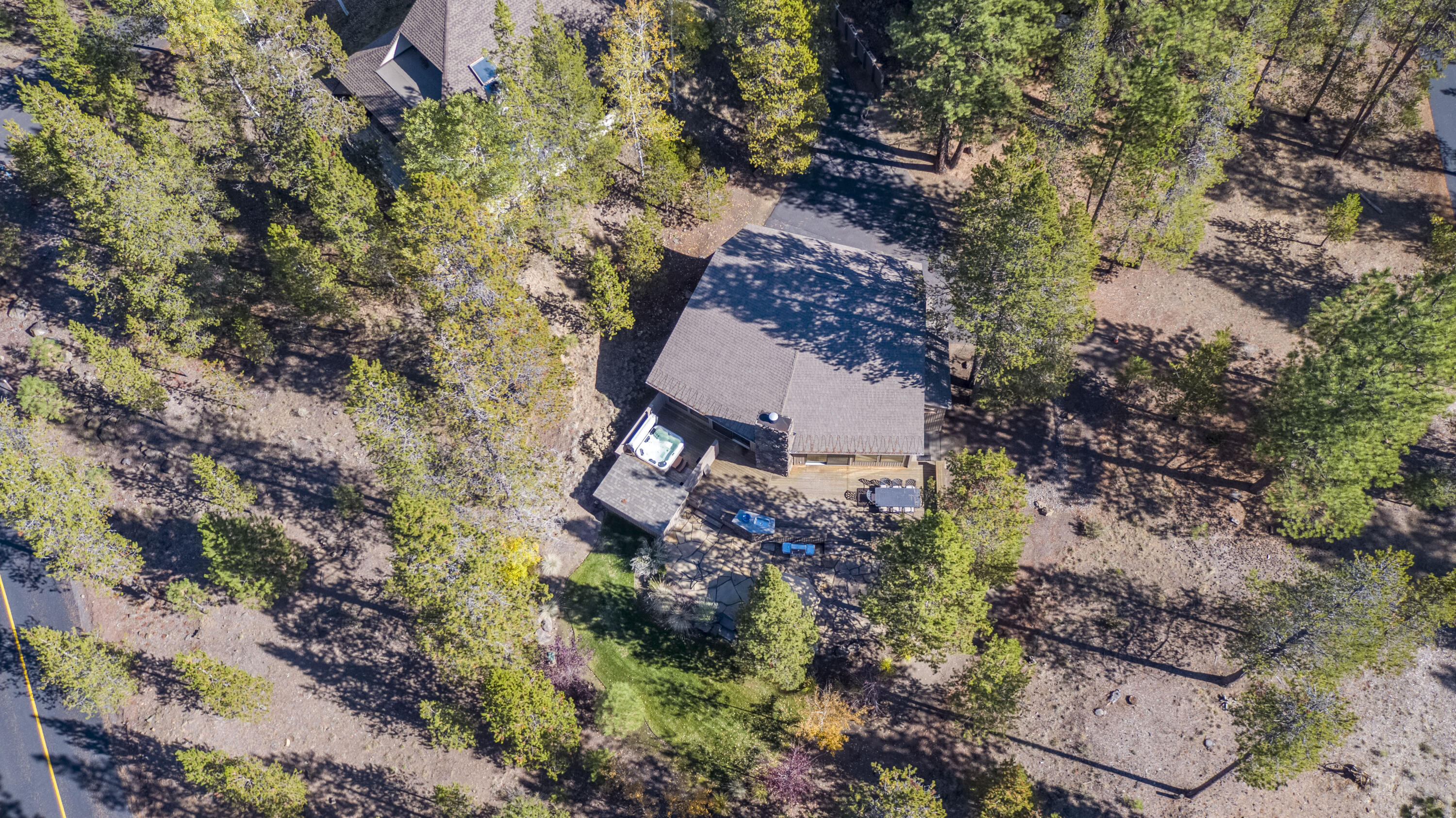 17905 Rhododendron Lane