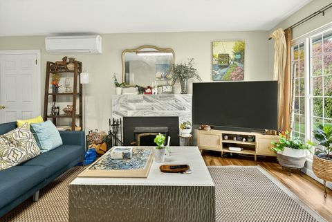 Tiny photo for 659 Herman Avenue, Medford, OR 97501 (MLS # 220211461)