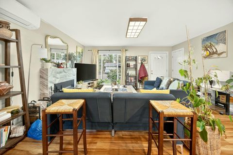 Tiny photo for 659 Herman Avenue, Medford, OR 97501 (MLS # 220211461)