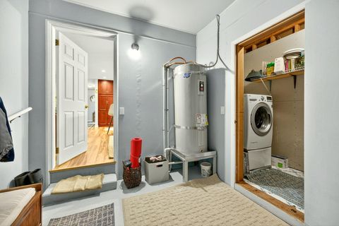 Tiny photo for 659 Herman Avenue, Medford, OR 97501 (MLS # 220211461)