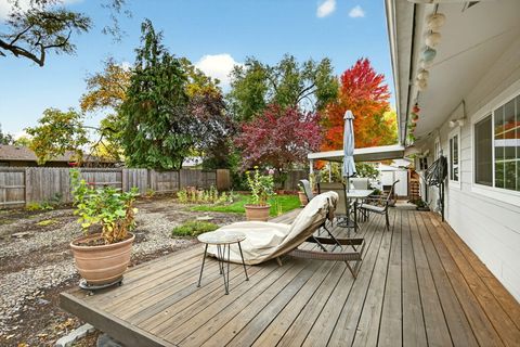 Tiny photo for 659 Herman Avenue, Medford, OR 97501 (MLS # 220211461)