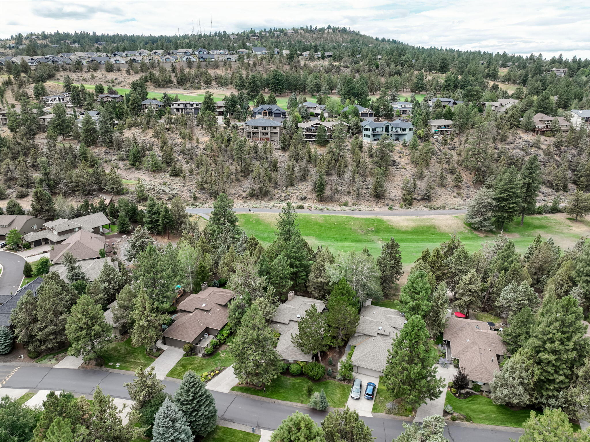 3123 NW Clubhouse Drive