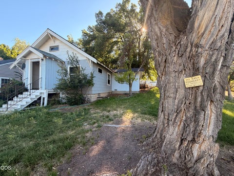 Tiny photo for 1342 Johnson Avenue, Klamath Falls, OR 97601 (MLS # 220223559)