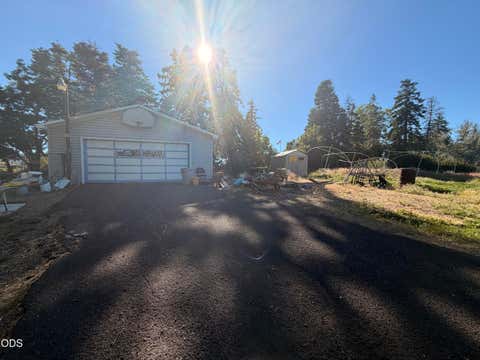 Tiny photo for 1342 Johnson Avenue, Klamath Falls, OR 97601 (MLS # 220223559)