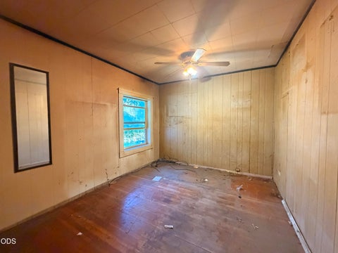 Tiny photo for 1342 Johnson Avenue, Klamath Falls, OR 97601 (MLS # 220223559)