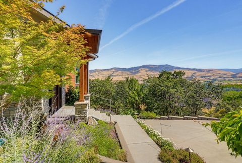 Tiny photo for 225 Grandview Drive, Ashland, OR 97520 (MLS # 220224430)