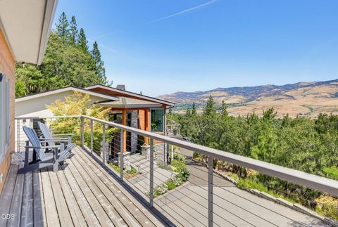 Tiny photo for 225 Grandview Drive, Ashland, OR 97520 (MLS # 220224430)