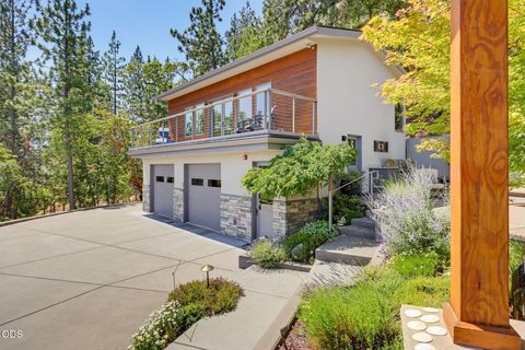 Tiny photo for 225 Grandview Drive, Ashland, OR 97520 (MLS # 220224430)