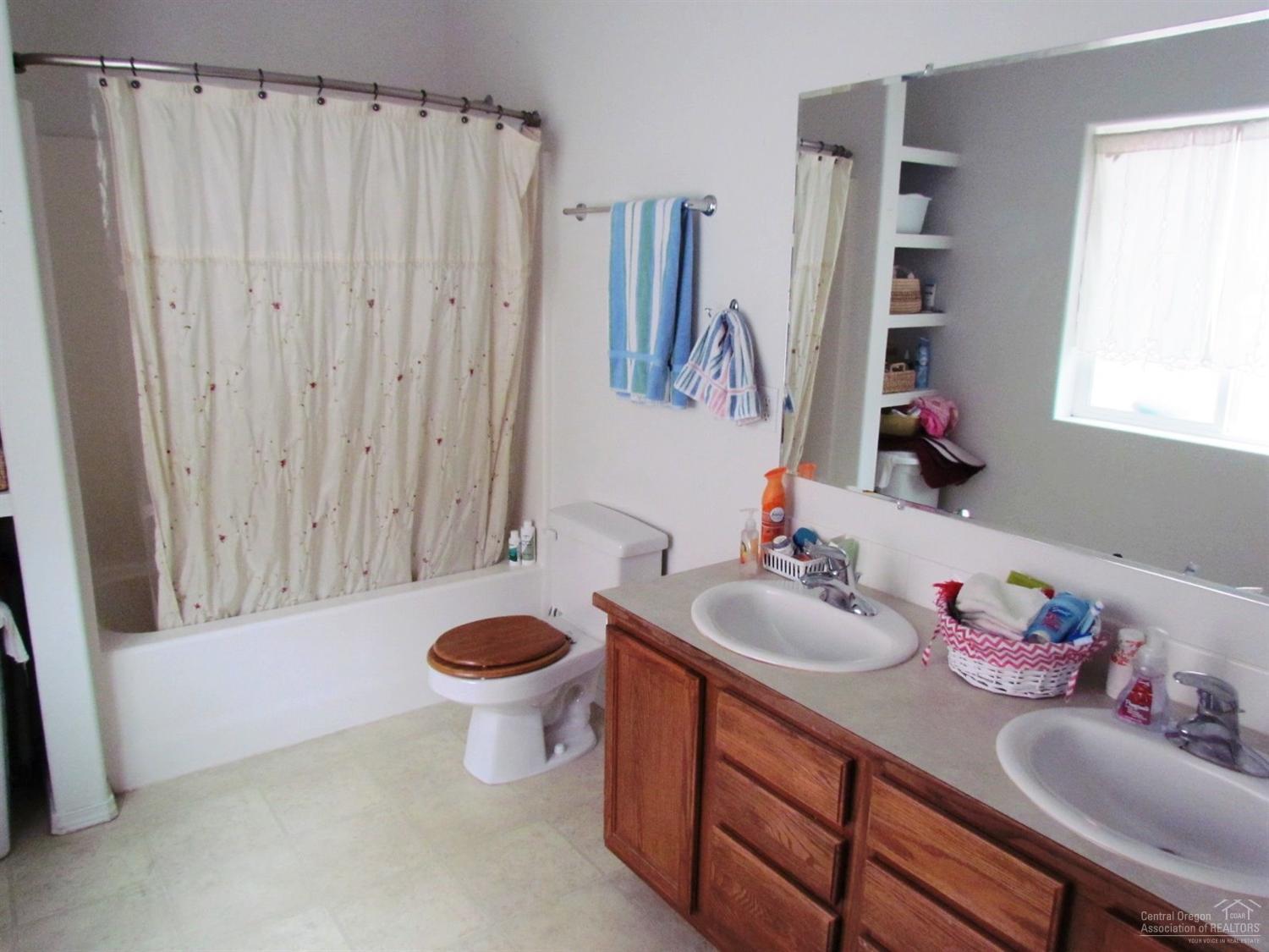 Cascade Vista - Residential