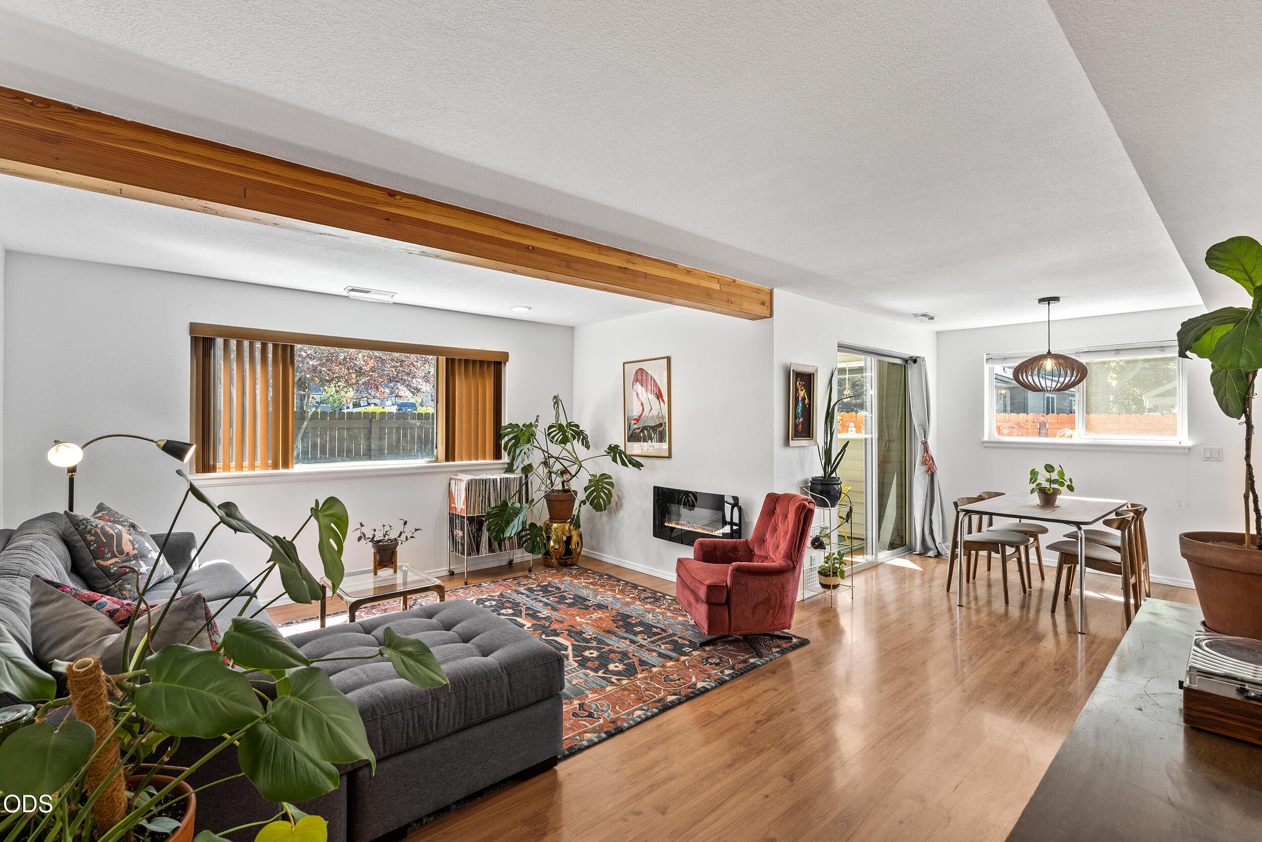 1801 NE Purcell Boulevard APT 14