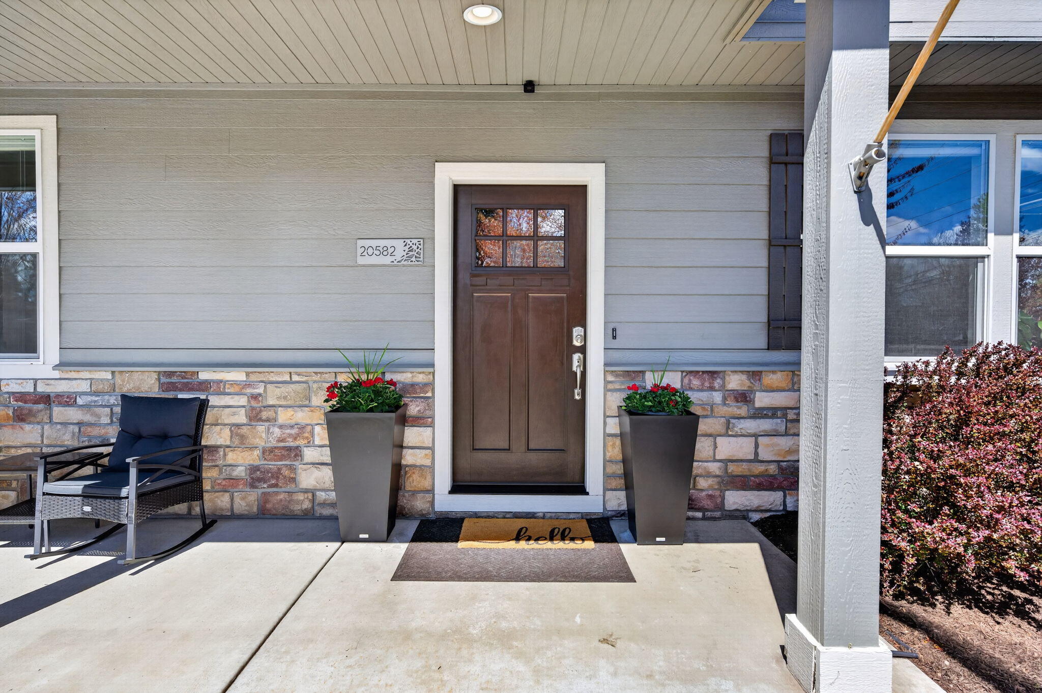 20582 Goldenrod Lane