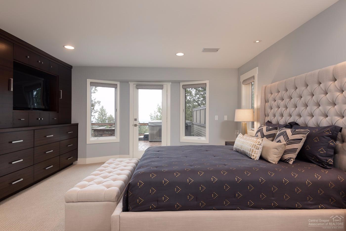 Awbrey Butte - Residential