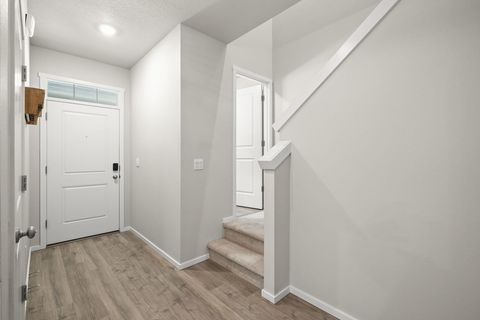 Tiny photo for 20625 SE Slate Avenue, Bend, OR 97702 (MLS # 220219991)