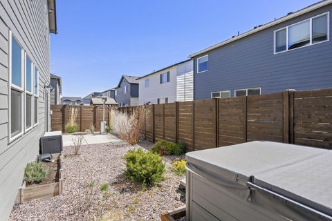 Tiny photo for 20625 SE Slate Avenue, Bend, OR 97702 (MLS # 220219991)