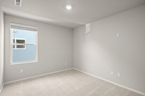 Tiny photo for 20625 SE Slate Avenue, Bend, OR 97702 (MLS # 220219991)