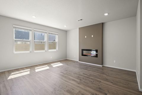 Tiny photo for 20625 SE Slate Avenue, Bend, OR 97702 (MLS # 220219991)