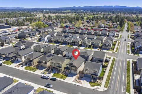 Tiny photo for 20625 SE Slate Avenue, Bend, OR 97702 (MLS # 220219991)