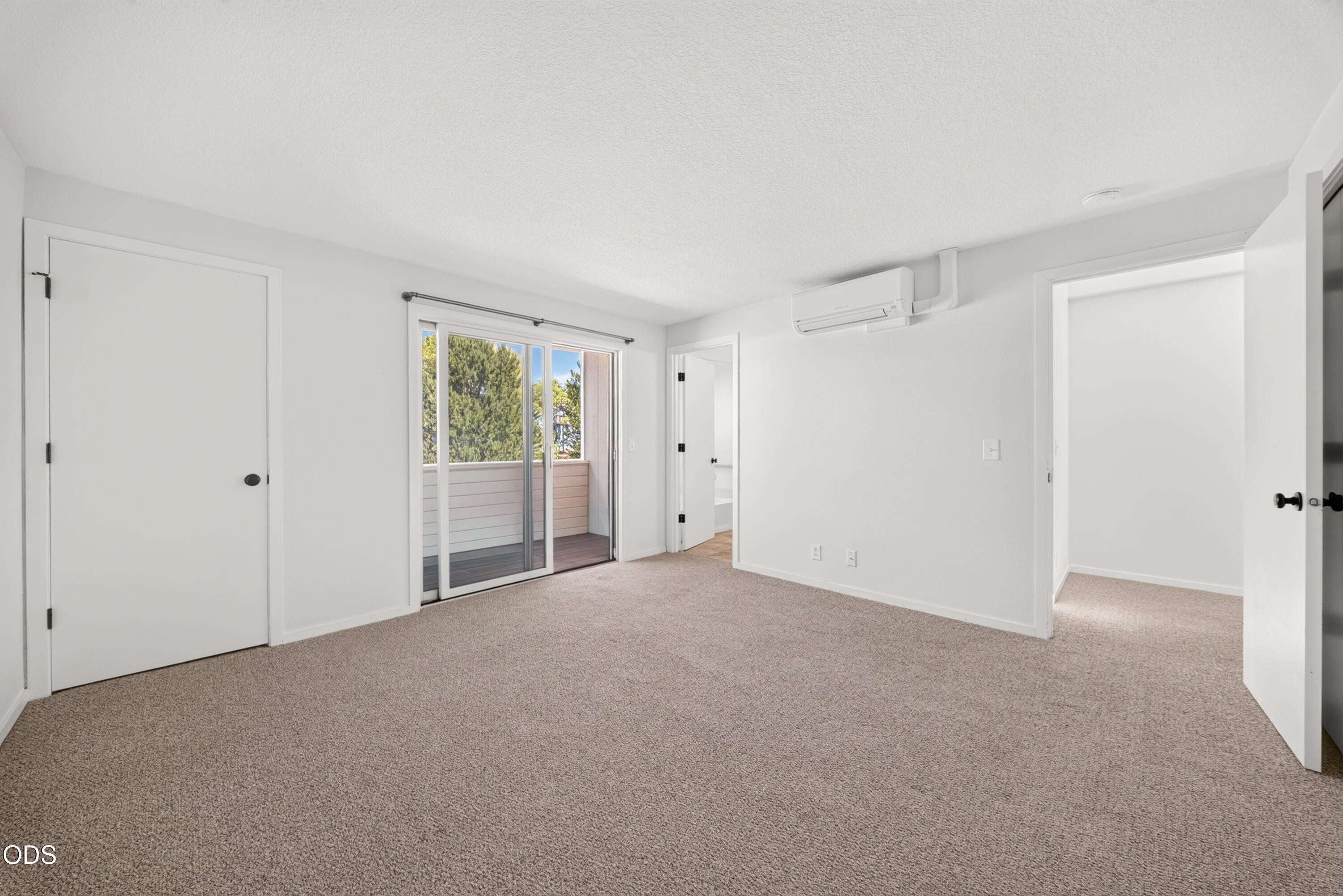 1050 NE Butler Market Road APT 29