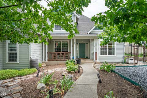 Tiny photo for 960 Oak Street, Ashland, OR 97520 (MLS # 220225931)