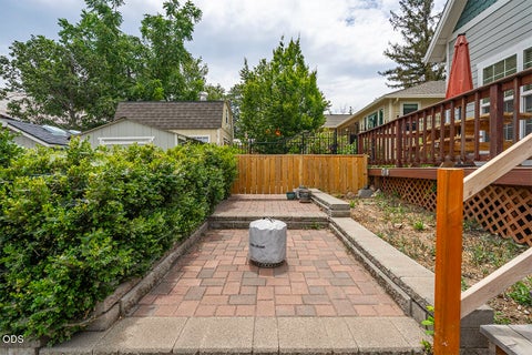 Tiny photo for 960 Oak Street, Ashland, OR 97520 (MLS # 220225931)