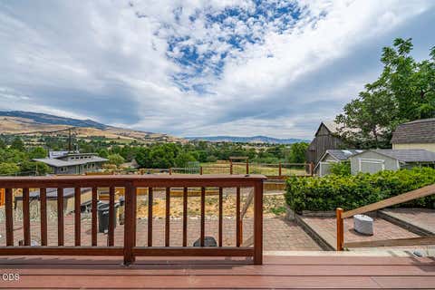 Tiny photo for 960 Oak Street, Ashland, OR 97520 (MLS # 220225931)
