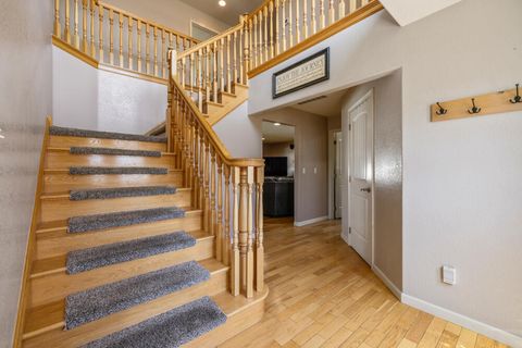 Tiny photo for 3934 El Cerrito Way, Klamath Falls, OR 97603 (MLS # 220213156)