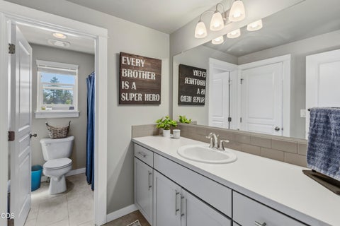 Tiny photo for 60865 SE Sweet Pea Drive, Bend, OR 97702 (MLS # 220224561)