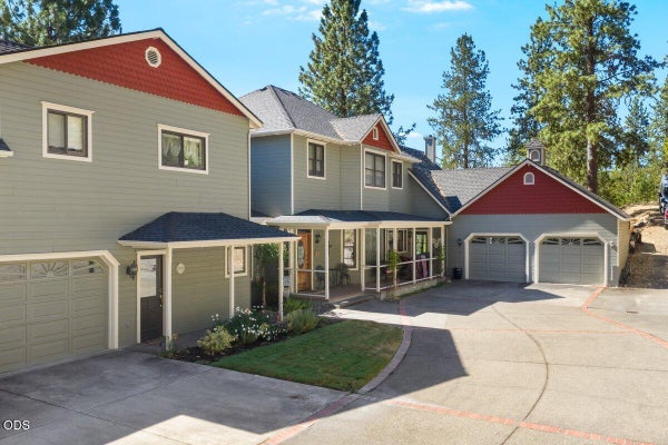 4303 TAMI LN, CENTRAL POINT, OR 97502 - Image 3a8fbca4bfa3e47ed1cf5ec94aa26631/546937414