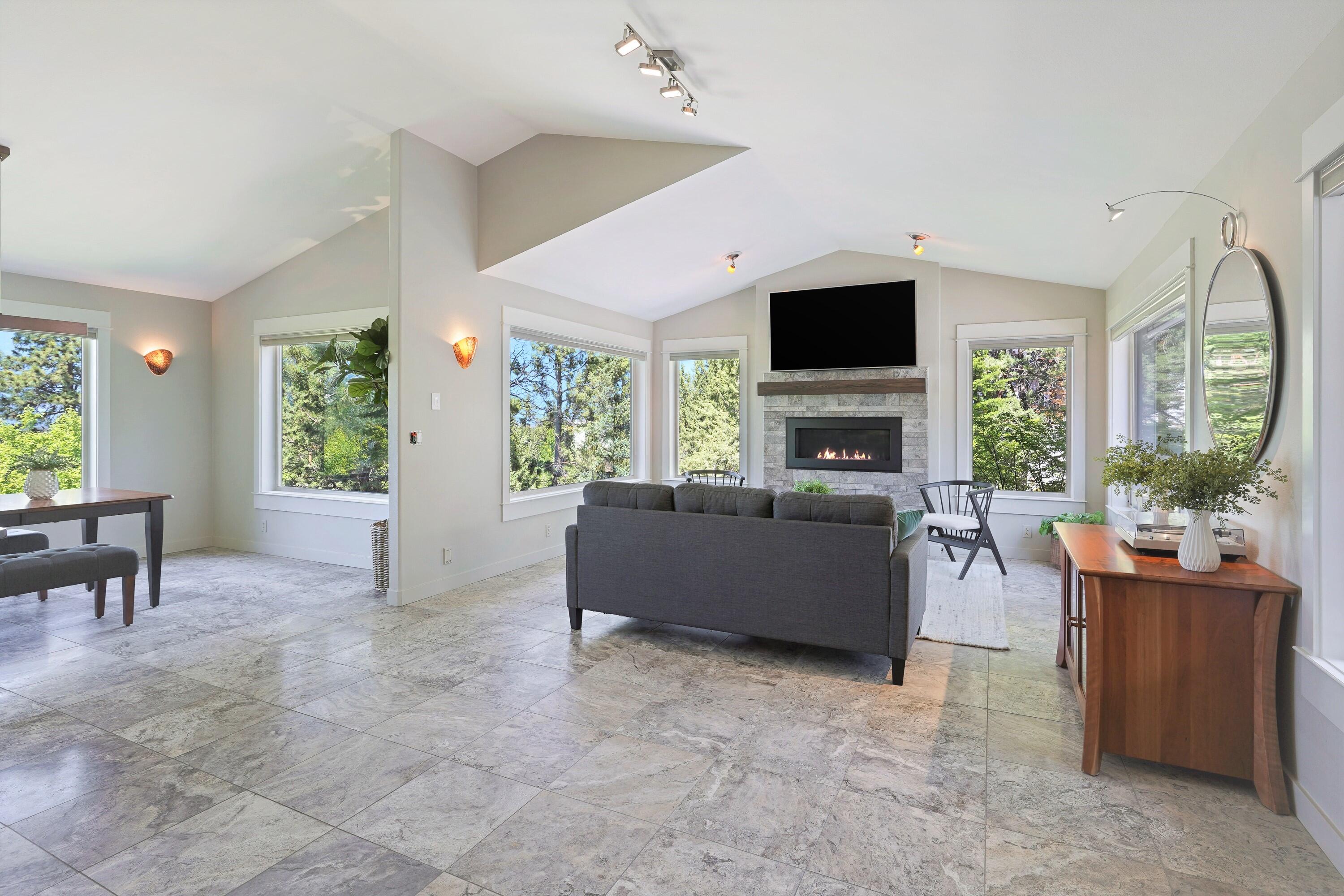 Wyndemere - Residential